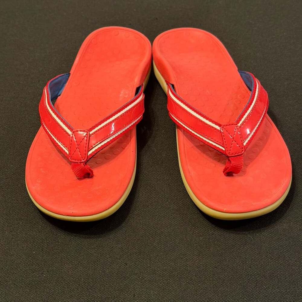 Vionic Tide Sport Coral Red Women’s Thong Sandals sz 9 US, 40 EU